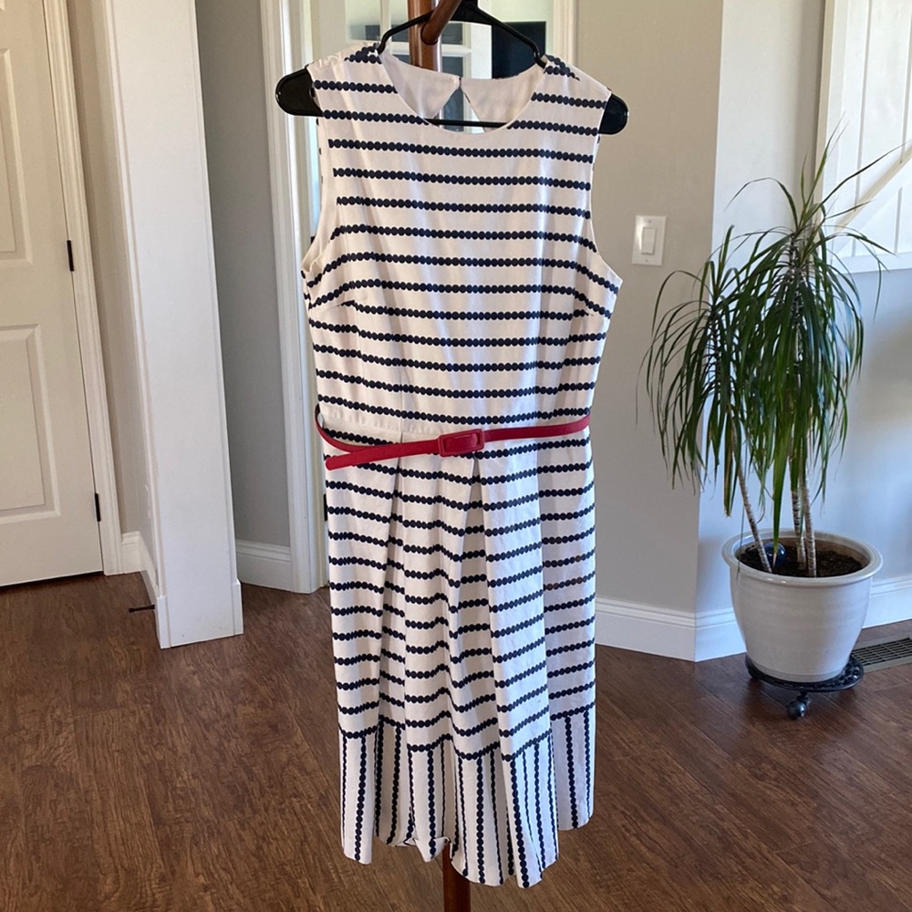 Liz Claiborne White Navy Striped Dress w Belt